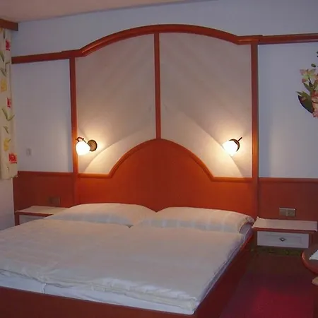 Δωμάτια σε οικογενειακή κατοικία Haus Margit *